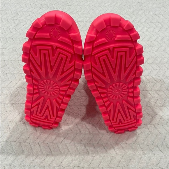 NEW! UGG CLASSIC BRELLAH SUPER CORAL WOMEN'S Size 6 - Picture 7 of 7